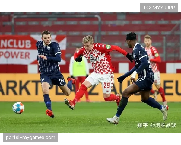 柏林联合3-1爆冷战胜莱比锡，布尔克世界波破门。