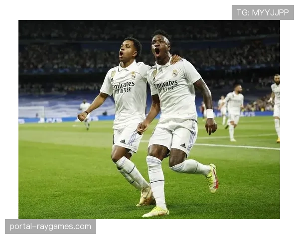 西甲国家德比：皇家马德里主场2-2战平巴塞罗那，贝林厄姆、亚马尔各入一球